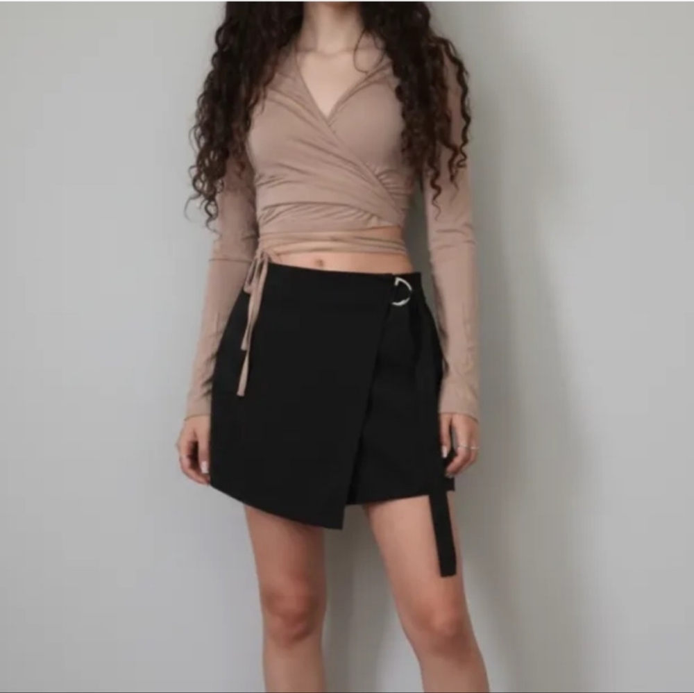 Forever 21 Black Asymmetric Wrap Mini Skirt with Ring Detail Skort Black
